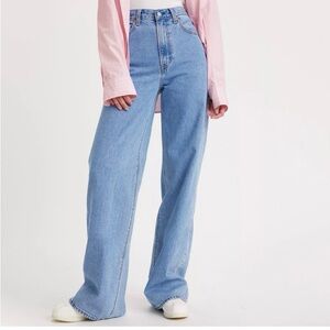 Levi’s ribcage wide leg jeans, 27 waist x 30 inseam, medium wash